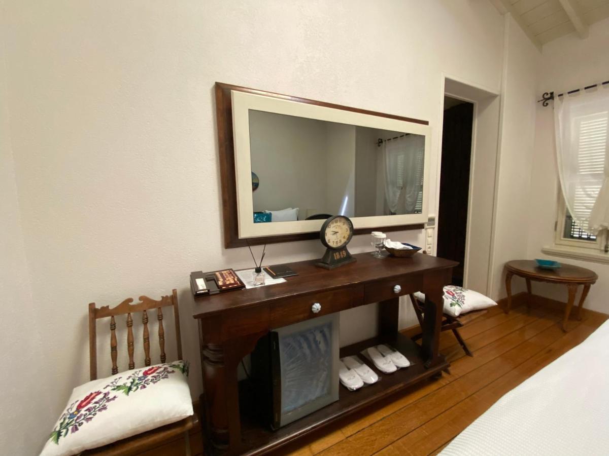 Nisi Hotel (Adults Only) ไอวาลิค ภายนอก รูปภาพ