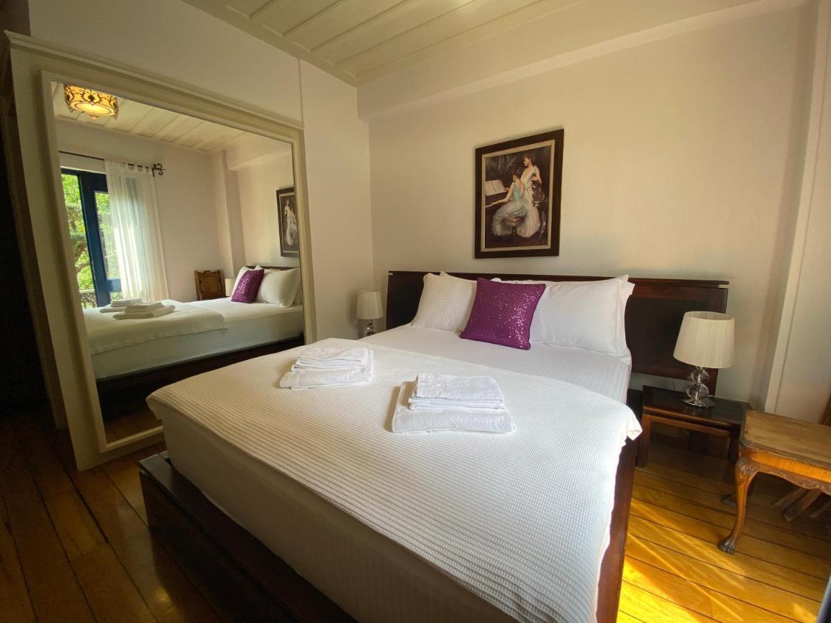 Nisi Hotel (Adults Only) ไอวาลิค ภายนอก รูปภาพ