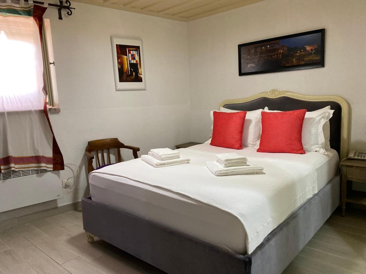 Nisi Hotel (Adults Only) ไอวาลิค ภายนอก รูปภาพ
