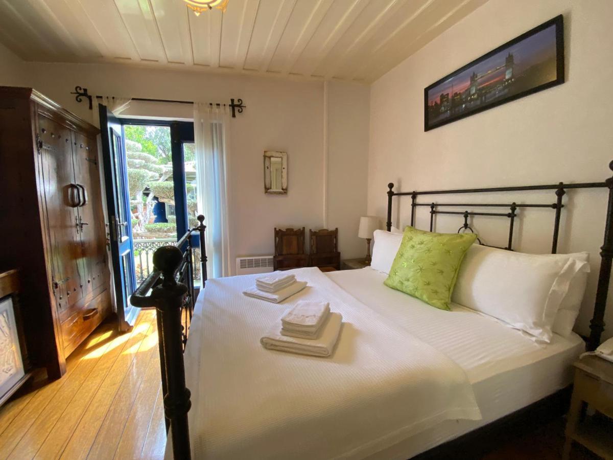 Nisi Hotel (Adults Only) ไอวาลิค ภายนอก รูปภาพ