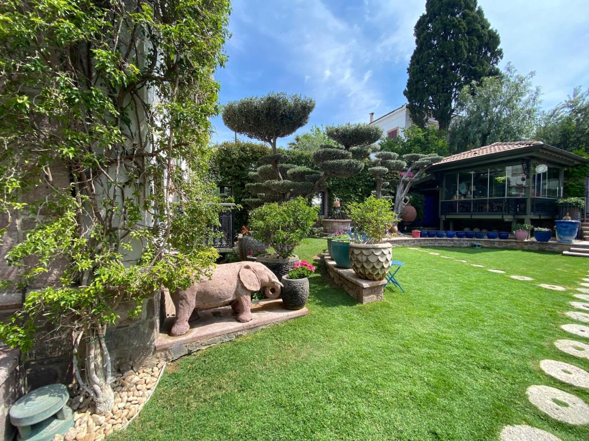Nisi Hotel (Adults Only) ไอวาลิค ภายนอก รูปภาพ